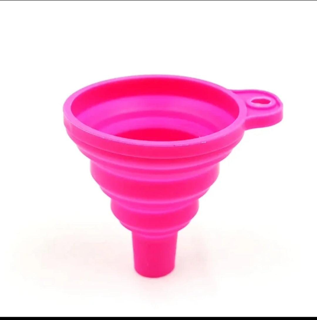 Foldable funnel